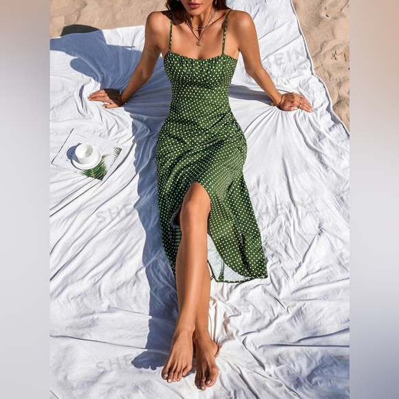 Gorgeous green/white LINEN BLEND POLKA DOT MIDI DRESS😍 - Picture 3 of 12